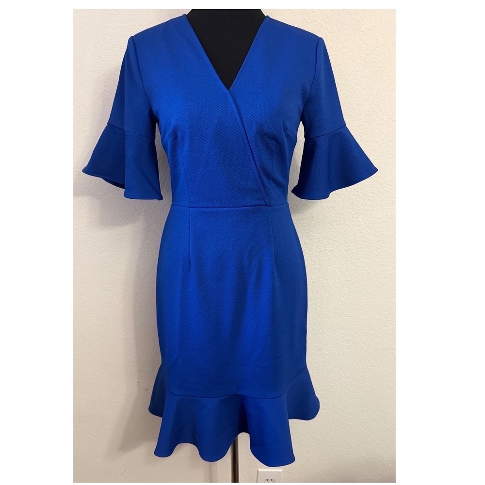 Trina Turk Royal Blue Bell Sleeve Flounce Hem Sheath Dress Size 2 V-Neck